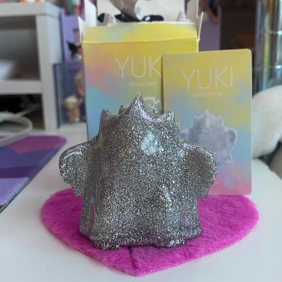 Yuki Popmart blind box art toy - Picture 1 of 1